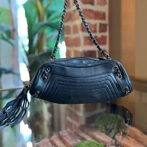 CHANEL Lax Tassel Black Leather Vintage Shoulder Bag